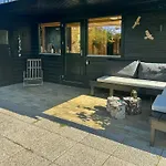 Charming Summer House Near * Гиллеляйе