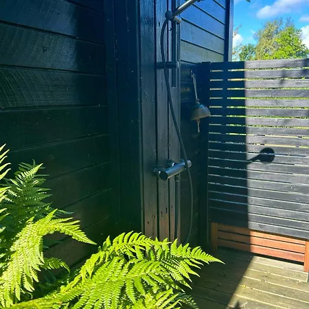 Сasa de vacaciones Charming Summer House Near *